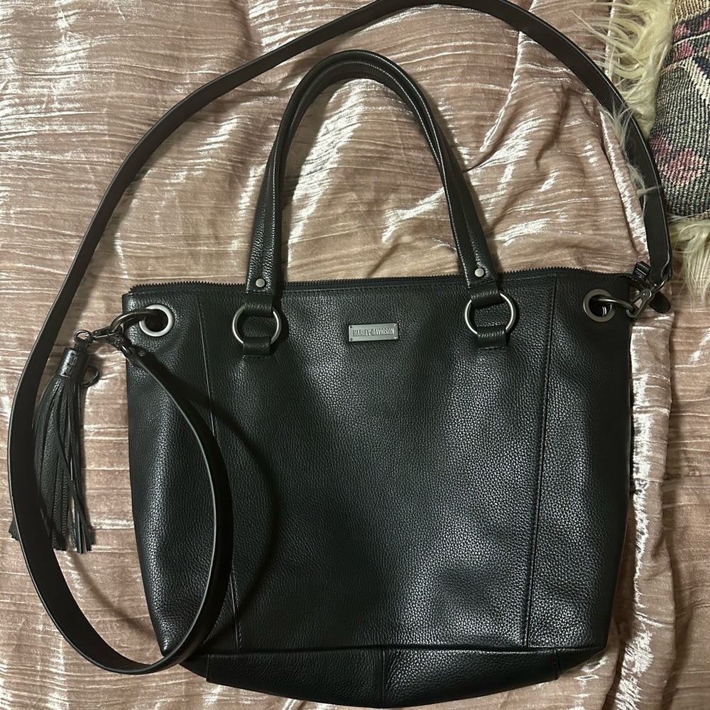 Harley-Davidson Women's Classic Leather Satchel Black NWOT